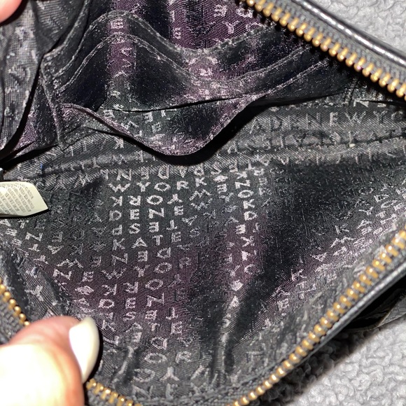 Authentic Kate Spade - Picture 2 of 4